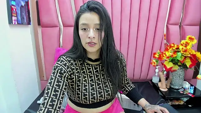 Snapshot of Sarah_Hornny chatting on 1, 3, 2026 Sarah Hornny online show from 1, 3, 2026