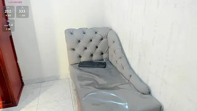 Snapshot of sky_swette chatting on 28, 1, 2025 sky swette online show from 28, 1, 2025