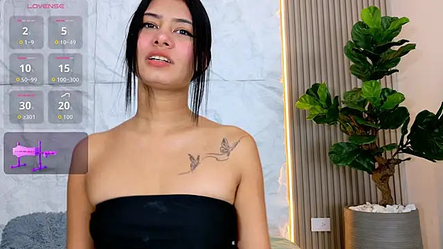 LaurenRodriiguez online show from 15, 6, 2026