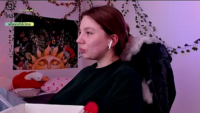 Snapshot of somejgirl chatting on 25, 12, 2024 somejgirl online show from 25, 12, 2024