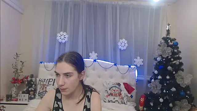 Snapshot of NikaStark_ chatting on 5, 1, 2025 NikaStark online show from 5, 1, 2025