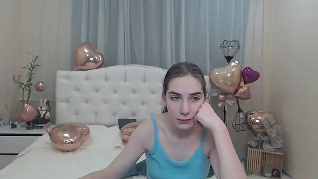 Snapshot of NikaStark_ chatting on 20, 2, 2025 NikaStark online show from 20, 2, 2025