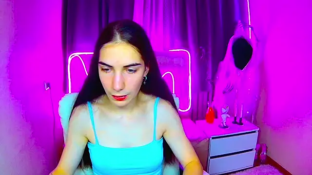 Snapshot of NikaStark_ chatting on 10, 10, 2025 NikaStark online show from 10, 10, 2025