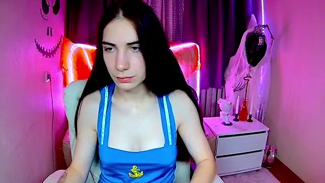 Snapshot of NikaStark_ chatting on 17, 10, 2025 NikaStark online show from 17, 10, 2025