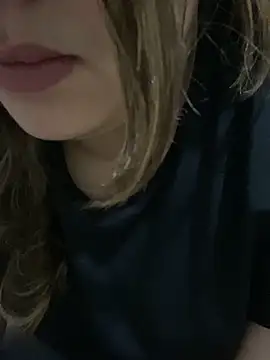 Snapshot of yassminsexy22 chatting on 2, 2, 2026 yassminsexy22 online show from 2, 2, 2026