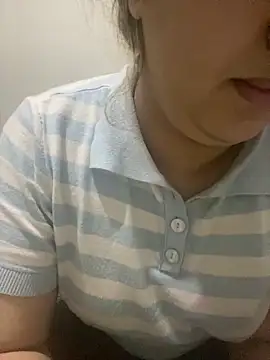 Snapshot of yassminsexy22 chatting on 1, 3, 2026 yassminsexy22 online show from 1, 3, 2026