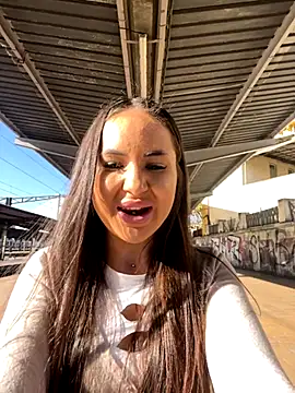 Snapshot of beautydiamond chatting on 2, 11, 2025 beautydiamond online show from 2, 11, 2025