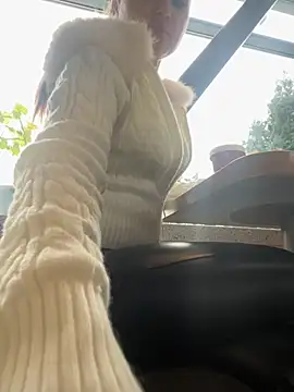 Snapshot of beautydiamond chatting on 20, 11, 2025 beautydiamond online show from 20, 11, 2025