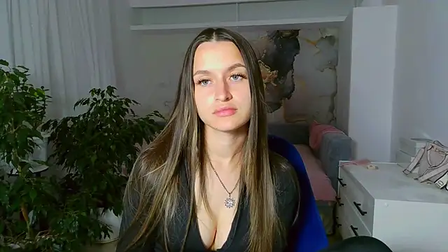 Snapshot of Submissive_love chatting on 27, 5, 2026 Submissive love online show from 27, 5, 2026