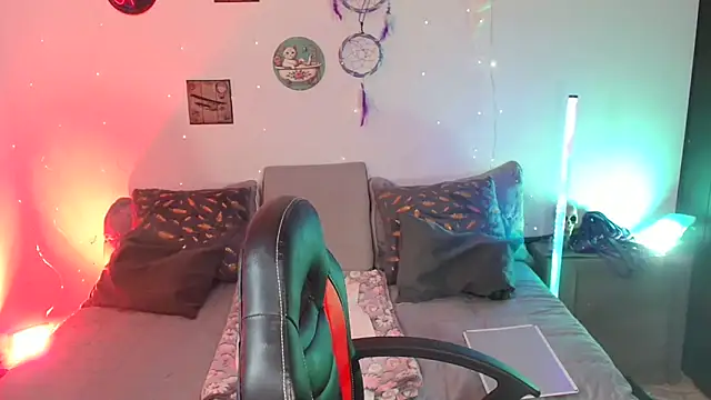 catalinamommyx online show from 28, 11, 2025