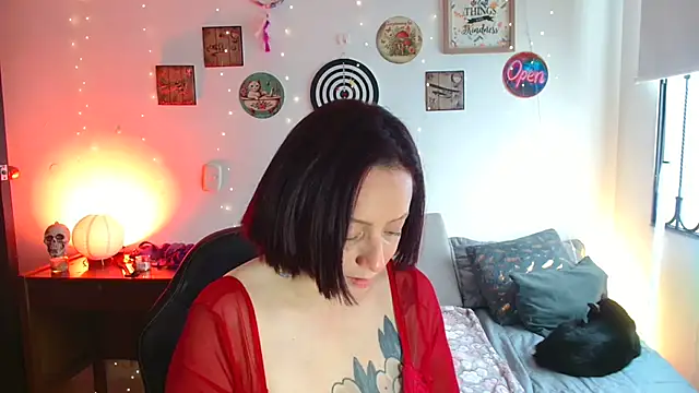 Snapshot of catalinamommyx chatting on 21, 6, 2026 catalinamommyx online show from 21, 6, 2026