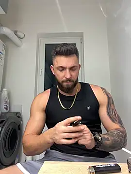 LoveIsBlind  online show from 16, 12, 2024