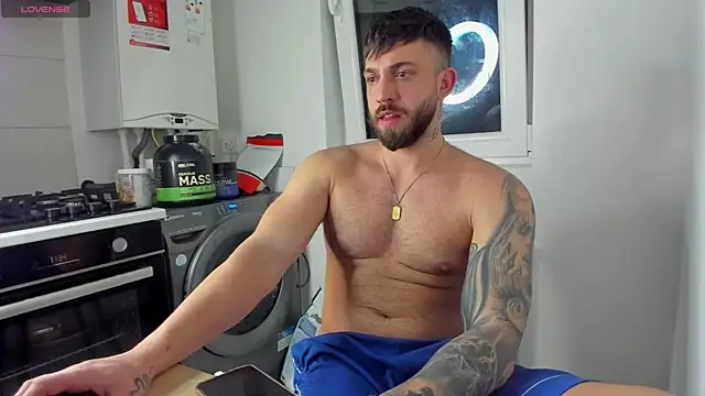Snapshot of LoveIsBlind_ chatting on 15, 4, 2026 LoveIsBlind online show from 15, 4, 2026
