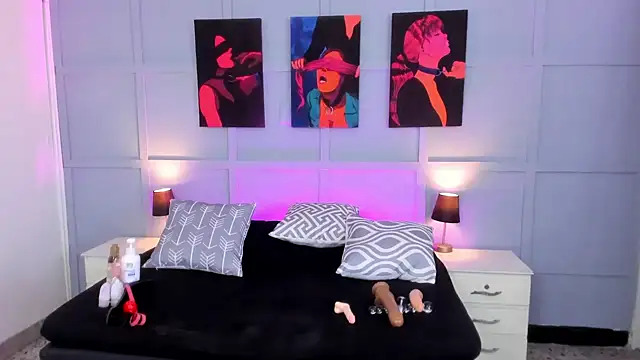 Elizabeth Santos online show from 30, 1, 2025