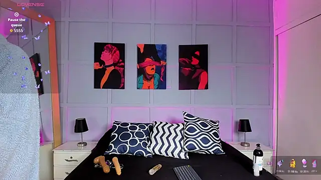 Elizabeth Santos online show from 16, 12, 2025