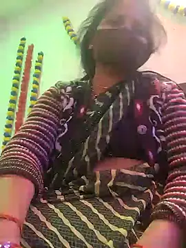 Snapshot of Hot_priya2 chatting on 9, 12, 2024 Hot priya2 online show from 9, 12, 2024