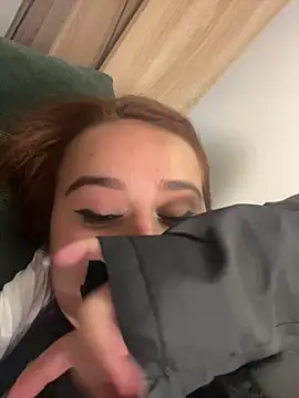 evy orange1 online show from 14, 3, 2025