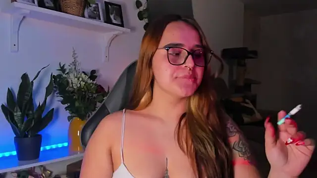 evy orange1 online show from 25, 2, 2026