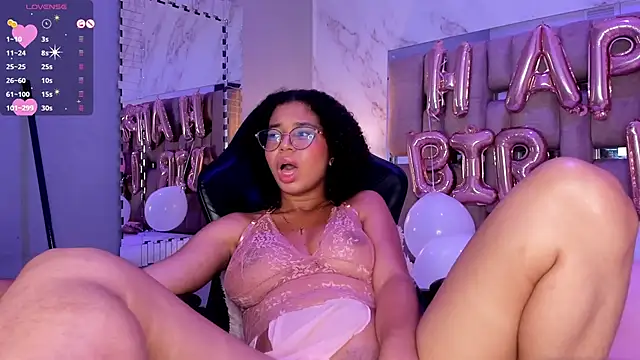 MilaHall  online show from 14, 3, 2025