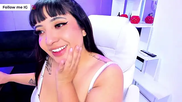 Emma monserrat online show from 9, 4, 2026