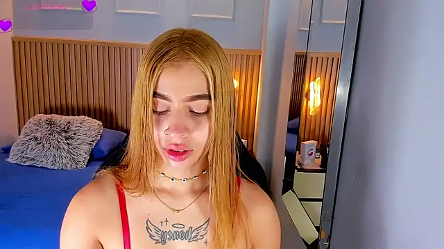 Snapshot of LUCYAMARS1 chatting on 22, 10, 2025 LUCYAMARS1 online show from 22, 10, 2025