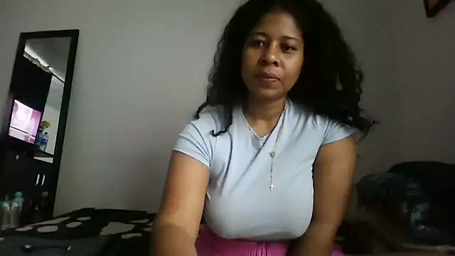 Ivon-09 online show from 17, 10, 2025