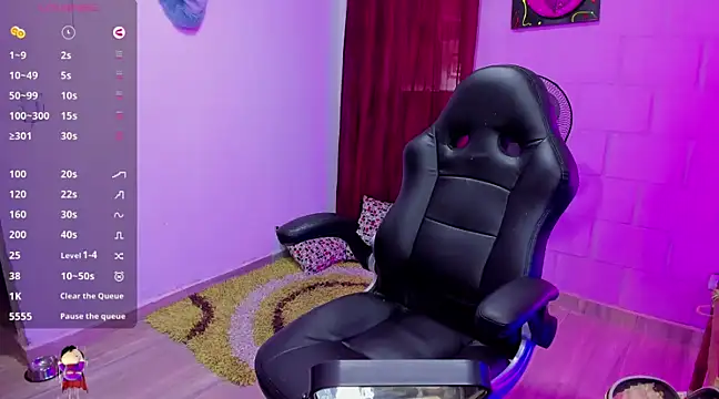 Snapshot of Sharon_hils chatting on 18, 12, 2024 Sharon hils online show from 18, 12, 2024