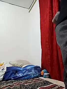 HornetBigDickonYou online show from 5, 1, 2025