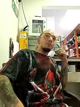 HornetBigDickonYou online show from 10, 10, 2025