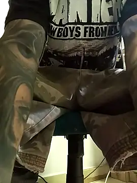 HornetBigDickonYou online show from 17, 10, 2025