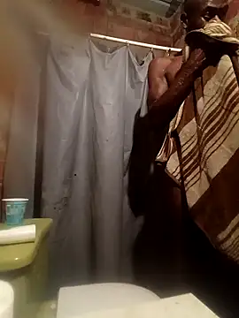 Snapshot of Yairelnegro chatting on 9, 5, 2026 Yairelnegro online show from 9, 5, 2026