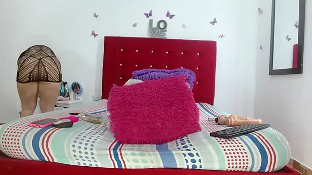 Snapshot of kattysex74 chatting on 24, 9, 2025 kattysex74 online show from 24, 9, 2025