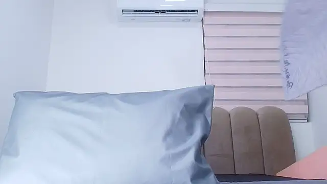 nicol f online show from 20, 12, 2025