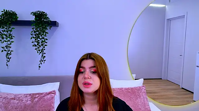 Snapshot of MelanieCarterr chatting on 5, 11, 2025 MelanieCarterr online show from 5, 11, 2025