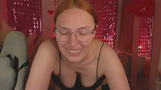 Love Call online show from 5, 2, 2025