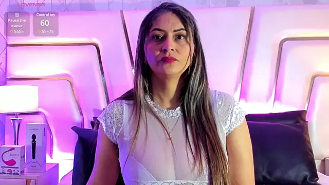 NaomyRivera online show from 4, 3, 2025