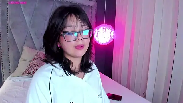 missy taylor  online show from 26, 2, 2025