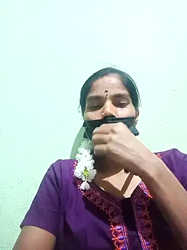 Snapshot of anusiya01 chatting on 21, 2, 2025 anusiya01 online show from 21, 2, 2025