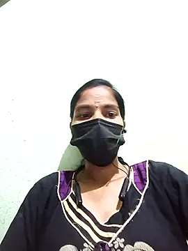 Snapshot of anusiya01 chatting on 7, 3, 2025 anusiya01 online show from 7, 3, 2025