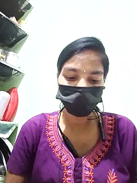 Snapshot of anusiya01 chatting on 8, 3, 2025 anusiya01 online show from 8, 3, 2025