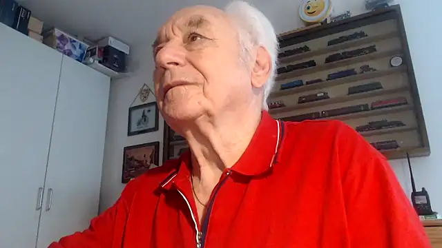 Snapshot of utilisasinus chatting on 2, 11, 2025 utilisasinus online show from 2, 11, 2025