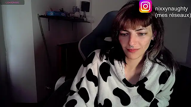 Nixxy naughty online show from 4, 1, 2025