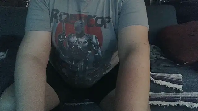 Snapshot of ThongerBBro chatting on 14, 4, 2026 ThongerBBro online show from 14, 4, 2026
