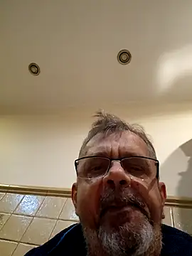 axecoman60 online show from 14, 1, 2025