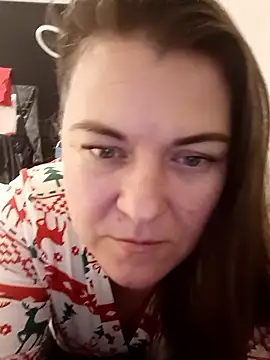 LunikaLunaX online show from 9, 1, 2026