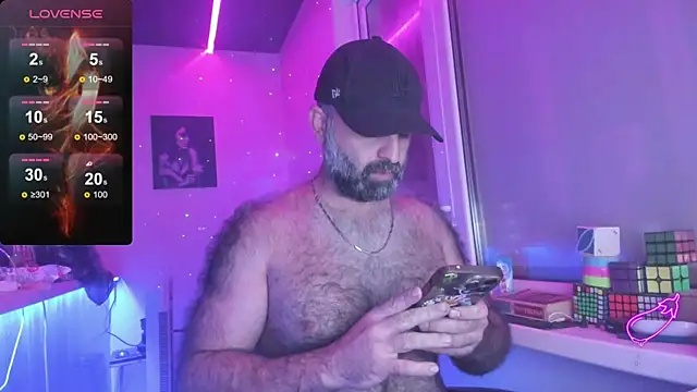 MAGABEAR077 online show from 4, 11, 2025