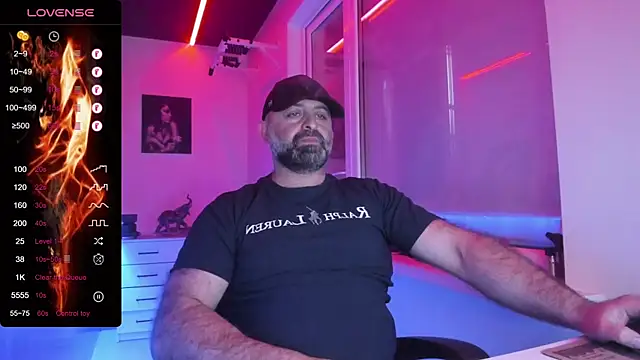 Snapshot of MAGABEAR077 chatting on 28, 6, 2026 MAGABEAR077 online show from 28, 6, 2026