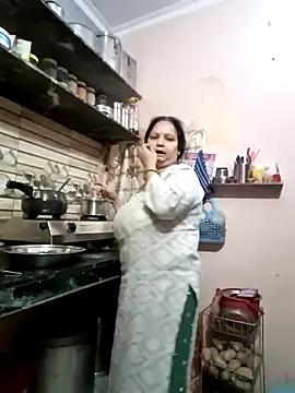 Kavya kapoor online show from 17, 2, 2026