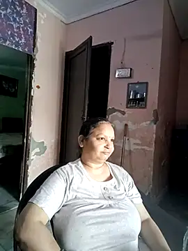 Kavya kapoor online show from 12, 4, 2026