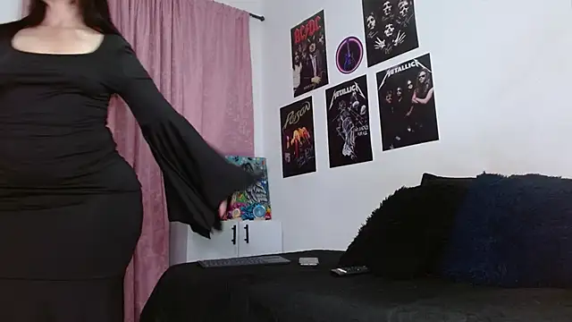 scarlett  morgan online show from 31, 10, 2025